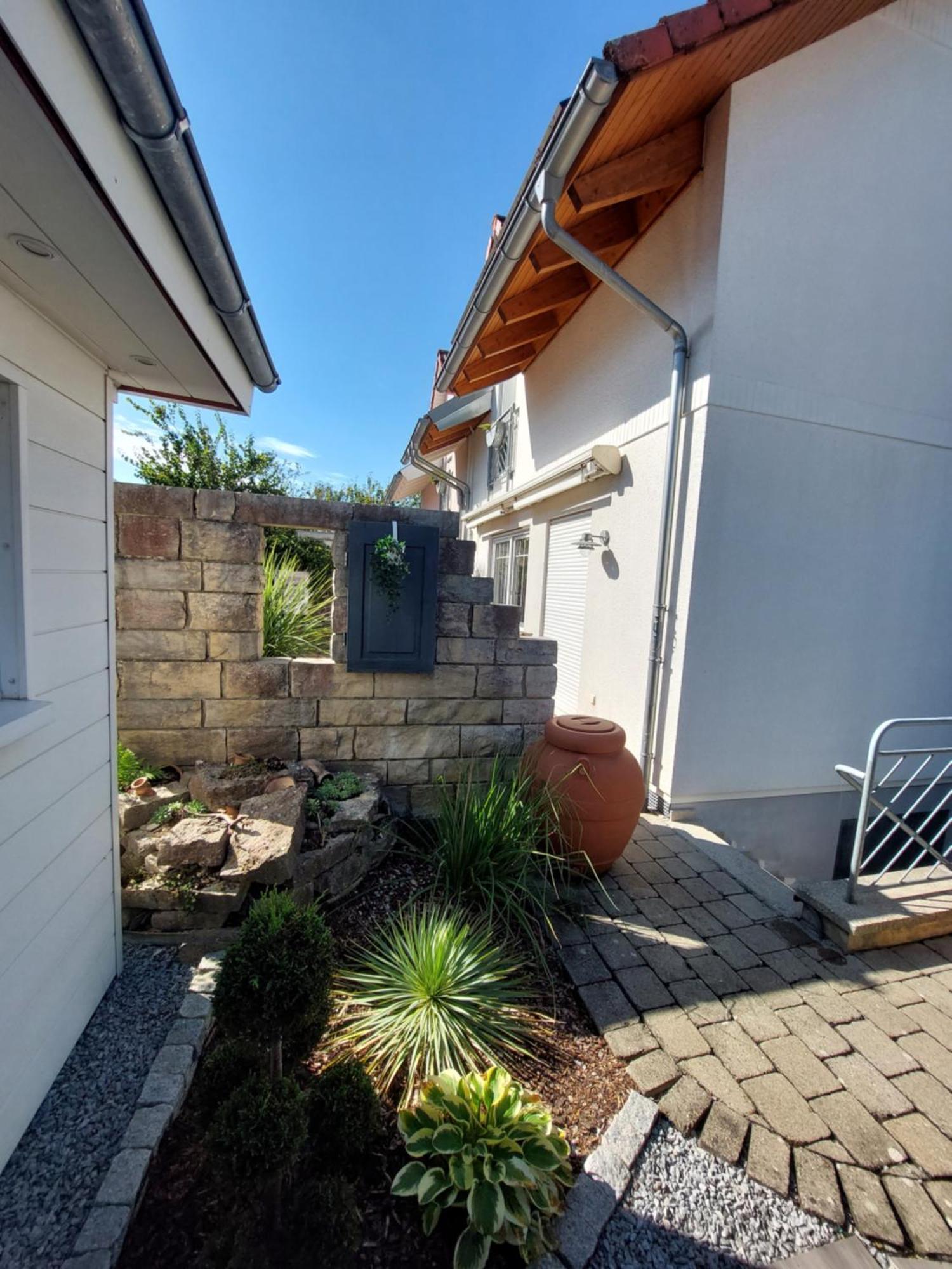 Haus Auf Der Schwaebischen Alb Apartamento Grabenstetten Exterior foto